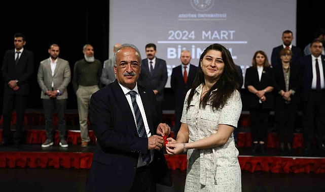 Erzurum Atatürk Üniversitesi'nde bilimsel teşvik töreni