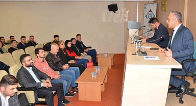 Erzurum'da girişimcilere, ABD'deki iş ve yatırım fırsatları anlatıldı