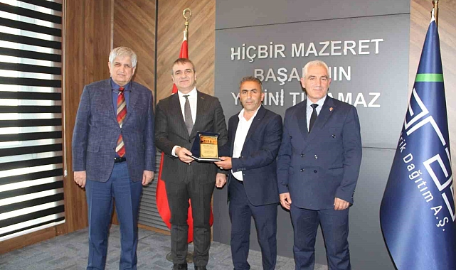 Erzurum Köprüköy'de muhtarlarından Aras Elektrik'e ziyaret