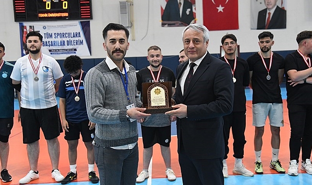 Erzurum Teknik Üniversitesi deprem felaketinde hayatını kaybeden Rabia'yı unutmadı