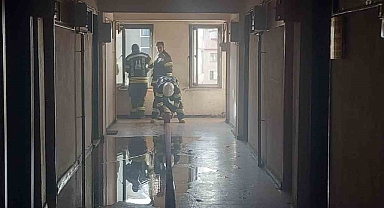 Erzurum'un Yakutiye ilçesinde büro yangını paniğe neden oldu