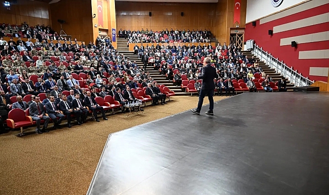 Erzurum'da kamu personeline etkili hitabet ve diksiyon eğitimi