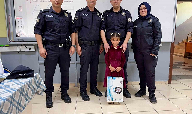 Erzurumlu Esmanur'un mektubunu cevapsız bırakmadılar