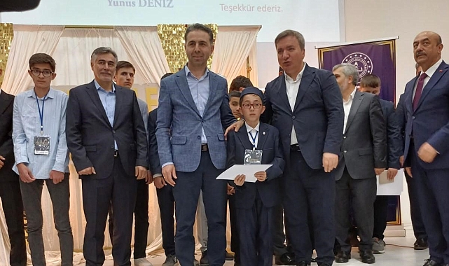 Erzurumlu minik hafız bölge birincisi oldu