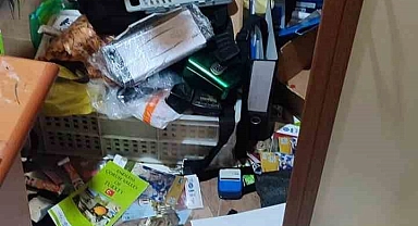 Erzurum'un Uzundere ilçesinde kafeye giren hırsızlar meşrubat içip eğlendi