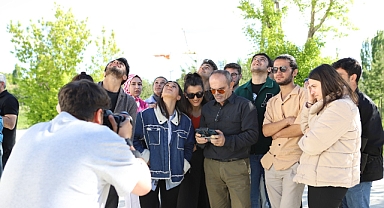 (Videolu Haber) Geleceğin "Fotoğrafçıları" Ağrı'da Yetişiyor