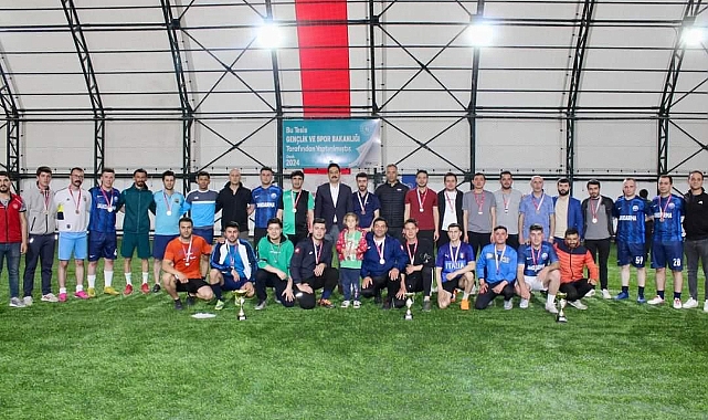 Hamur'da Kurumlar Arası Futbol Turnuvası sona erdi