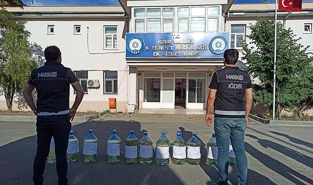Iğdır'da tıra gizlenmiş 75 kilo uyuşturucu ele geçirildi