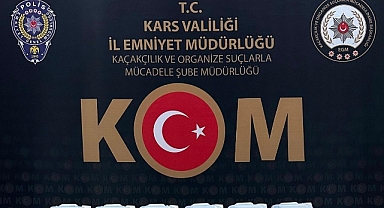 Kars Emniyet Müdürlüğü Kaçakçılık Ekipleri 100 litre sahte alkol ele geçirildi