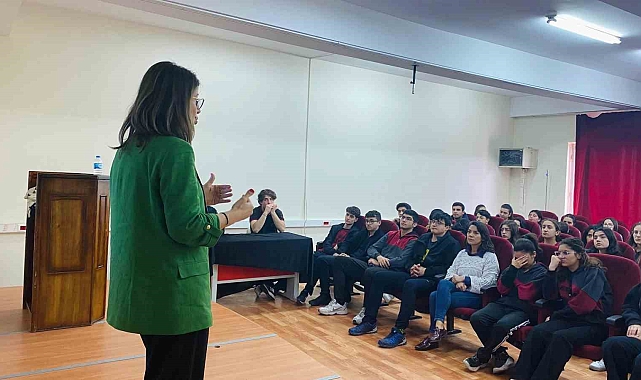 Karslı öğrenciler TÜBİTAK bilim söyleşisine katıldıLAR