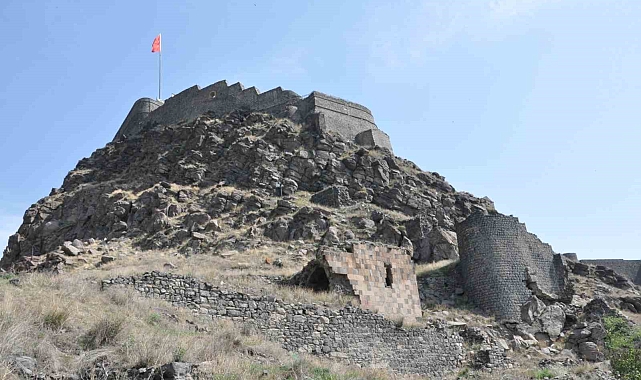 Kars'ta 150 yıllık 'Gürcü Kilisesi' talan edildi