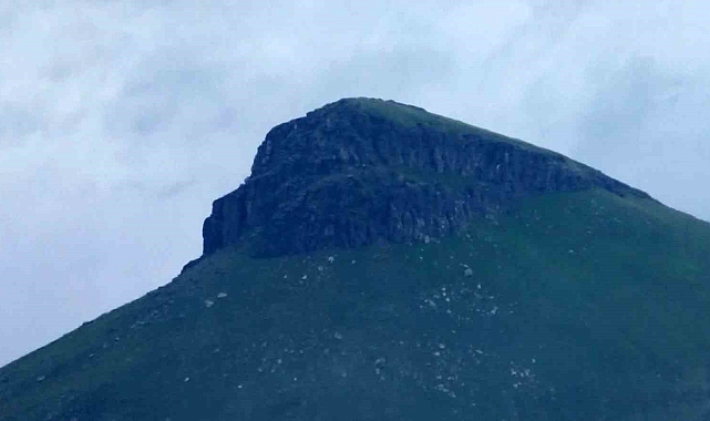 Kars'ta King Kong'un kafasına benzeyen dağ