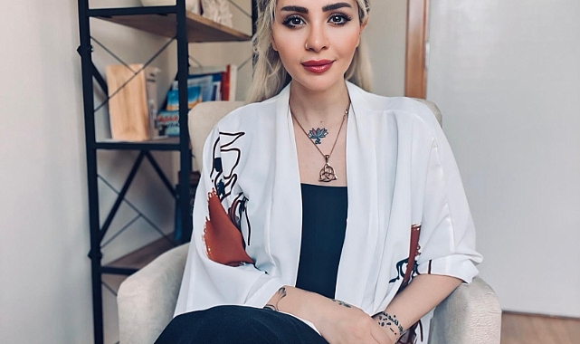 Kendi Kimliğini Unutmadan Anne Olabilmek Neden Önemli ?