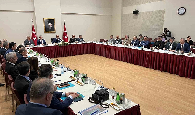 Kocaeli’de trafik kuralı ihlallerinin yüzde 40’ı kırmış ışık geçişlerinden kaynaklanıyor