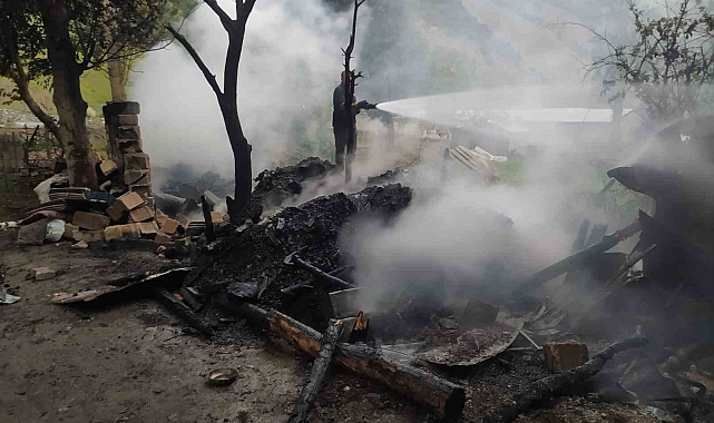 Korkunç Yangın Köye Sıçramadan Söndürüldü