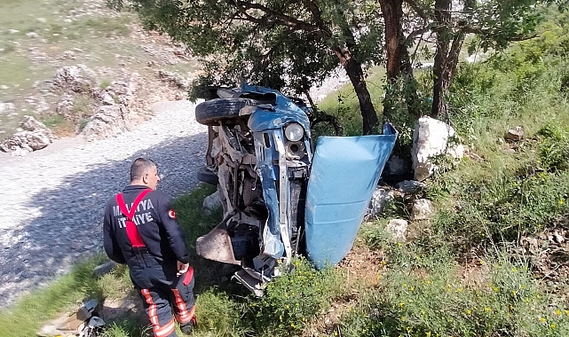 Malatya'da otomobil uçuruma yuvarlandı: 2 yaralı