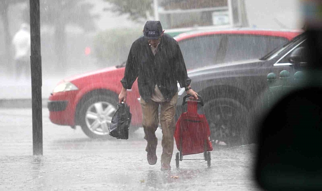 Meteorolojiden kuvvetli yağış uyarısı