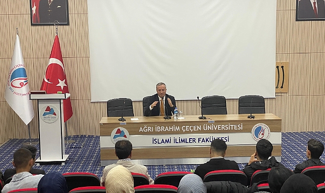 Müdür Kökrek, Ağrı’da öğretmenlik deneyimlerini de paylaştı