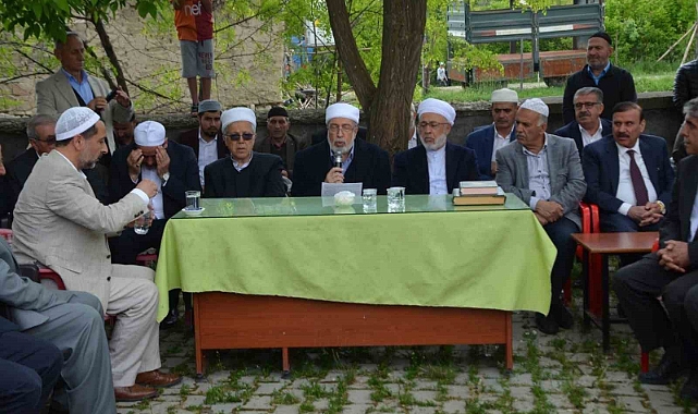 Muş'ta husumetli ailelerden olumlu davranış; barıştılar
