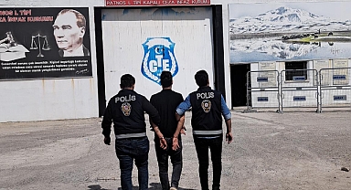 (Videolu Haber) Patnos'ta çeşitli suçlardan aranan firari yakalandı