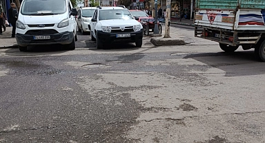 Patnos'ta Trafiğe Kapalı Cadde Yeniden Trafiğe Açıldı