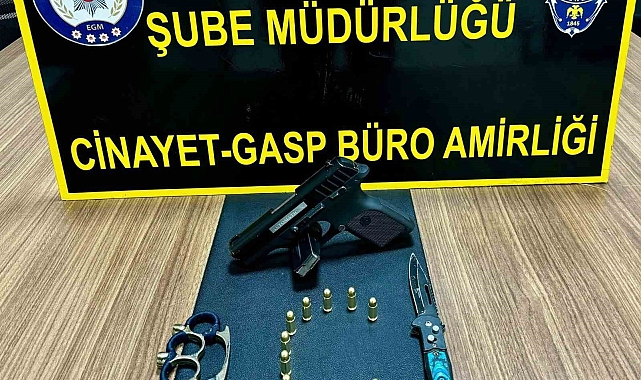 Polis ekipleri Kars'ta 9 silah ele geçirdi