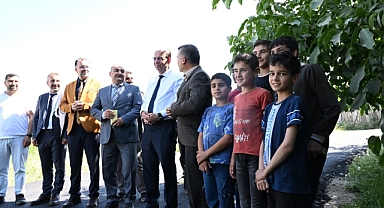 Prof. Dr. İlhan Geçit, yol çalışmalarını inceledi