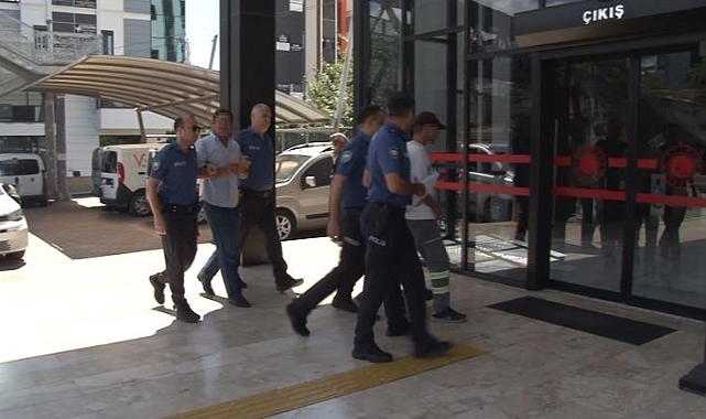Servis aracının camını sopa ile parçalayan şüpheliler yurt dışına çıkma yasağı ve adli kontrol şartıyla serbest bırakıldı
