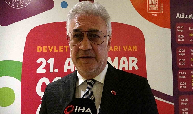 Tamer Karadağlı: "Van'ın kültürel çeşitliliğini ve tarihini tiyatro yoluyla tanıtacağız"
