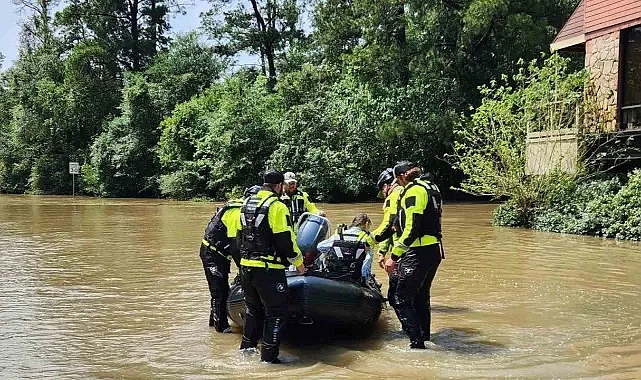 Texas'ta sel: 1 çocuk öldü