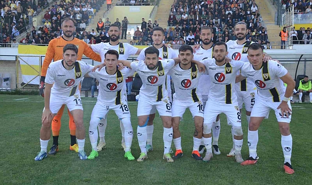 TFF 3. Lig Play-off yükselme maçı: 1984 Muşspor: 1 - Tokat Bld. Plevnespor: 1
