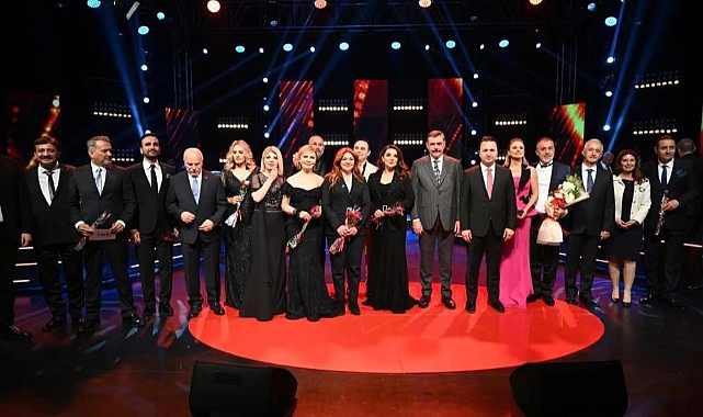 TRT Sanatçılarına Büyük İlgi