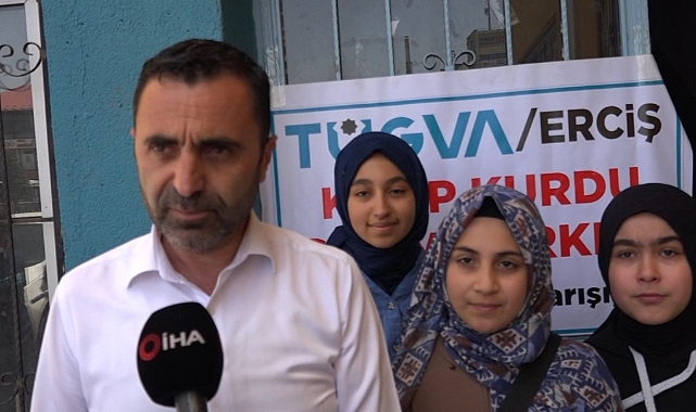 Türkiye Gençlik Vakfı Erciş'te 'Kitap Kurdu Yarışması düzenledi