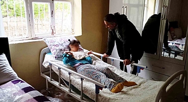 Van'da 10 yaşındaki Miraç akülü sandalyesine kavuştu