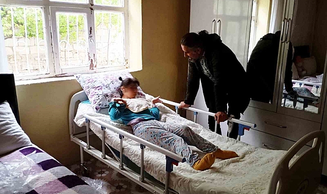 Van'da 10 yaşındaki Miraç akülü sandalyesine kavuştu