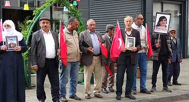 Van 'da ailelerin evlat nöbeti devam ediyor