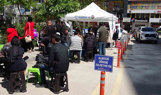 Van'daki işçilerin protestoları 9'uncu gününde