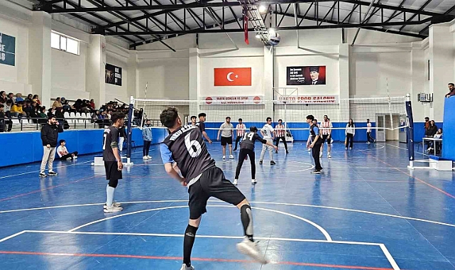 Varto’da voleybol turnuvası
