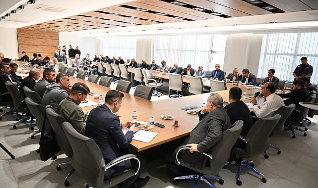 Yeşilyurt'ta mahalle muhtarlarıyla istişare toplantıları başladı