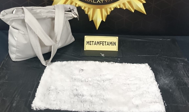 Yolcu otobüsünde uyuşturucu elegeçirildi