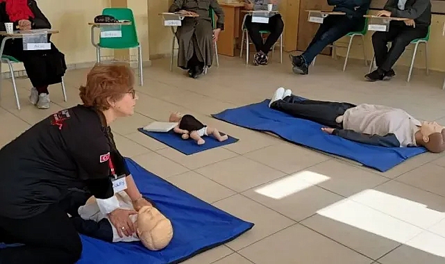 426 bin öğretmene ilkyardım bilinci