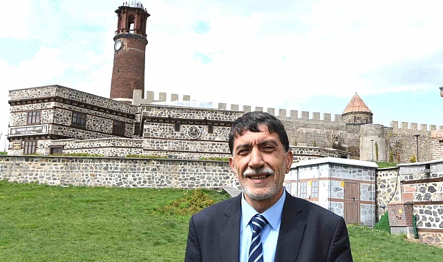 Abdülkadir Ürüşan: "Kurbanlarınızı ehil kasaplara kestirin"