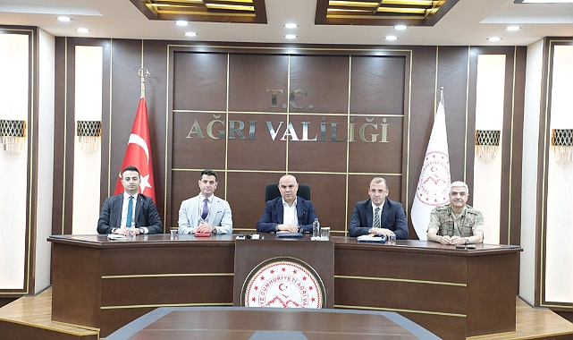 Ağrı’da muhtarlar toplantısı yapıldı