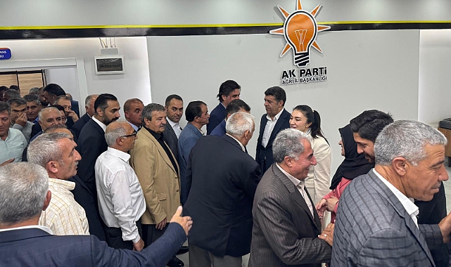 AK Parti Ağrı İl Başkanlığı’nda "Geleneksel Bayramlaşma” Programı