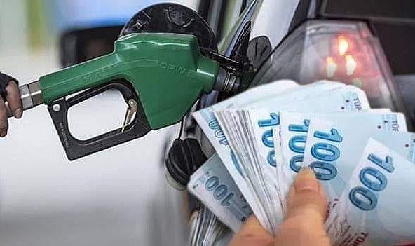 ARAÇ SAHİPLERİ DİKKAT! AKARYAKITTA ÇİFTE ZAM YOLDA