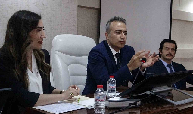 Ardahan'da Alevi sorunları masaya yatırıldı