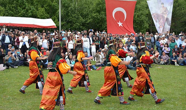 Ardahan'da Atatürk'ün İzinde ve Gölgesinde Damal Şenlikleri'nin 25'incisi başladı