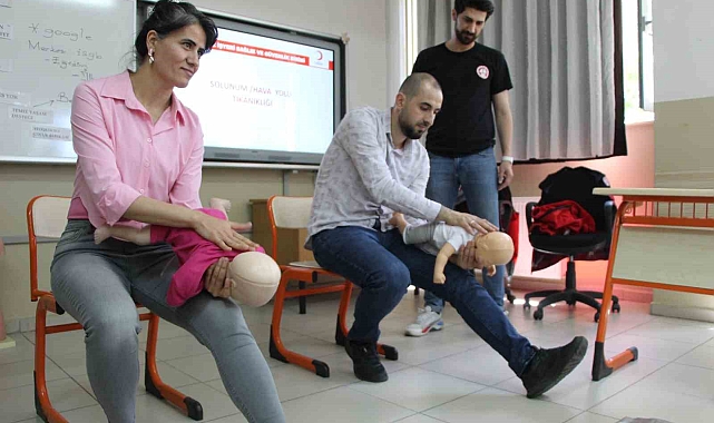 Bingöl'de 1 yıl içinde 950 öğretmen ve personel Heimlich manevrası eğitimi aldı