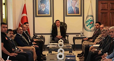 Birim amirleriyle toplantı düzenledi Vali Aydoğdu
