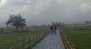 Bitlis'te toz bulutu hayatı olumsuz etkiledi